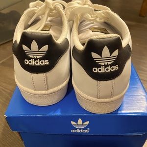 ADIDAS SUPER STARS